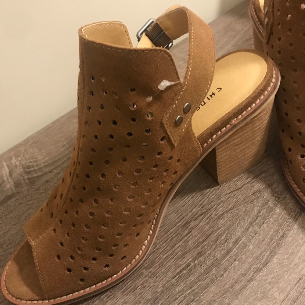 Brown suede Chinese Laundry stacked heeled shoes